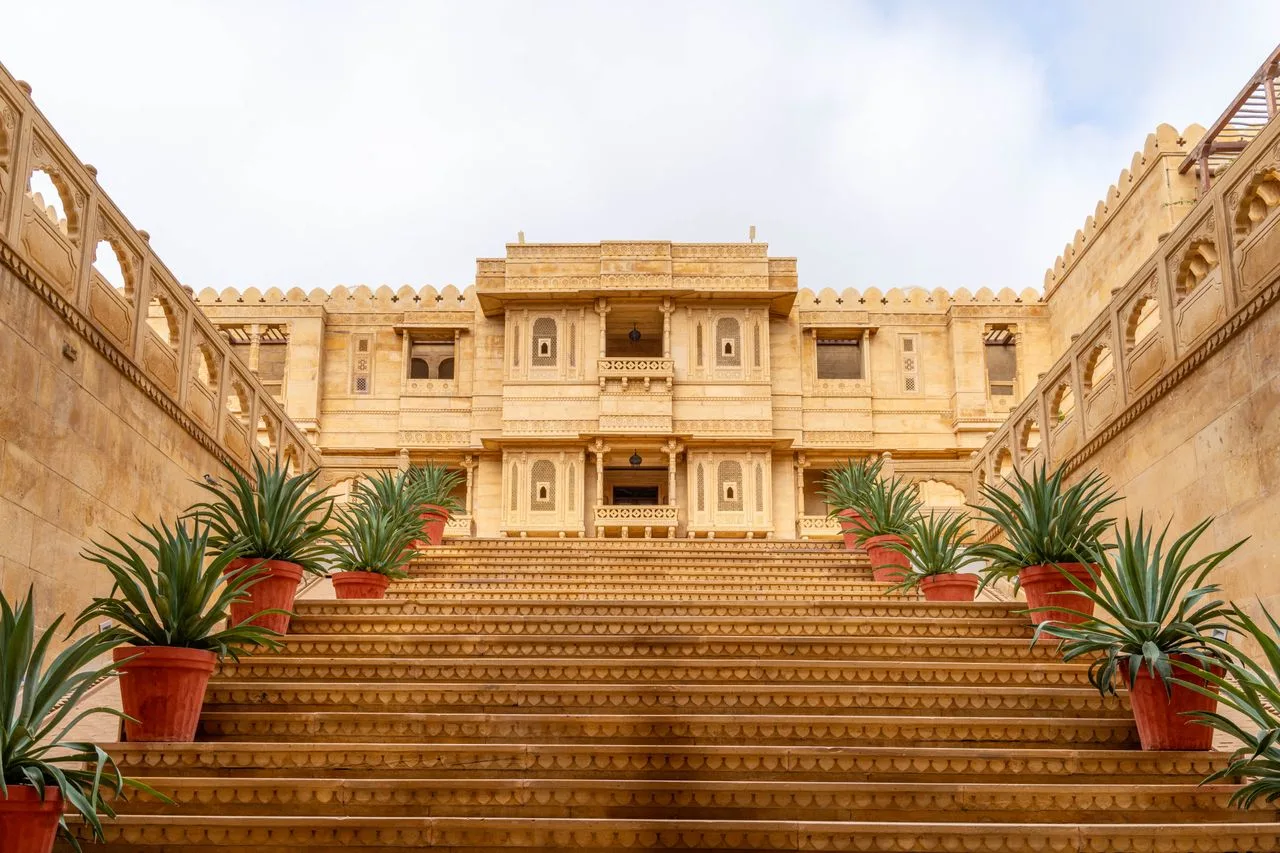 Royal & Heritage